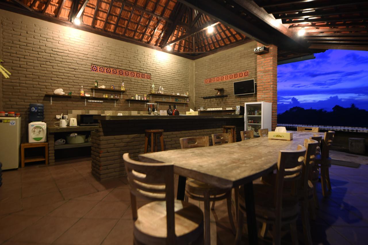 Grandpa Guest House Canggu  Exterior photo